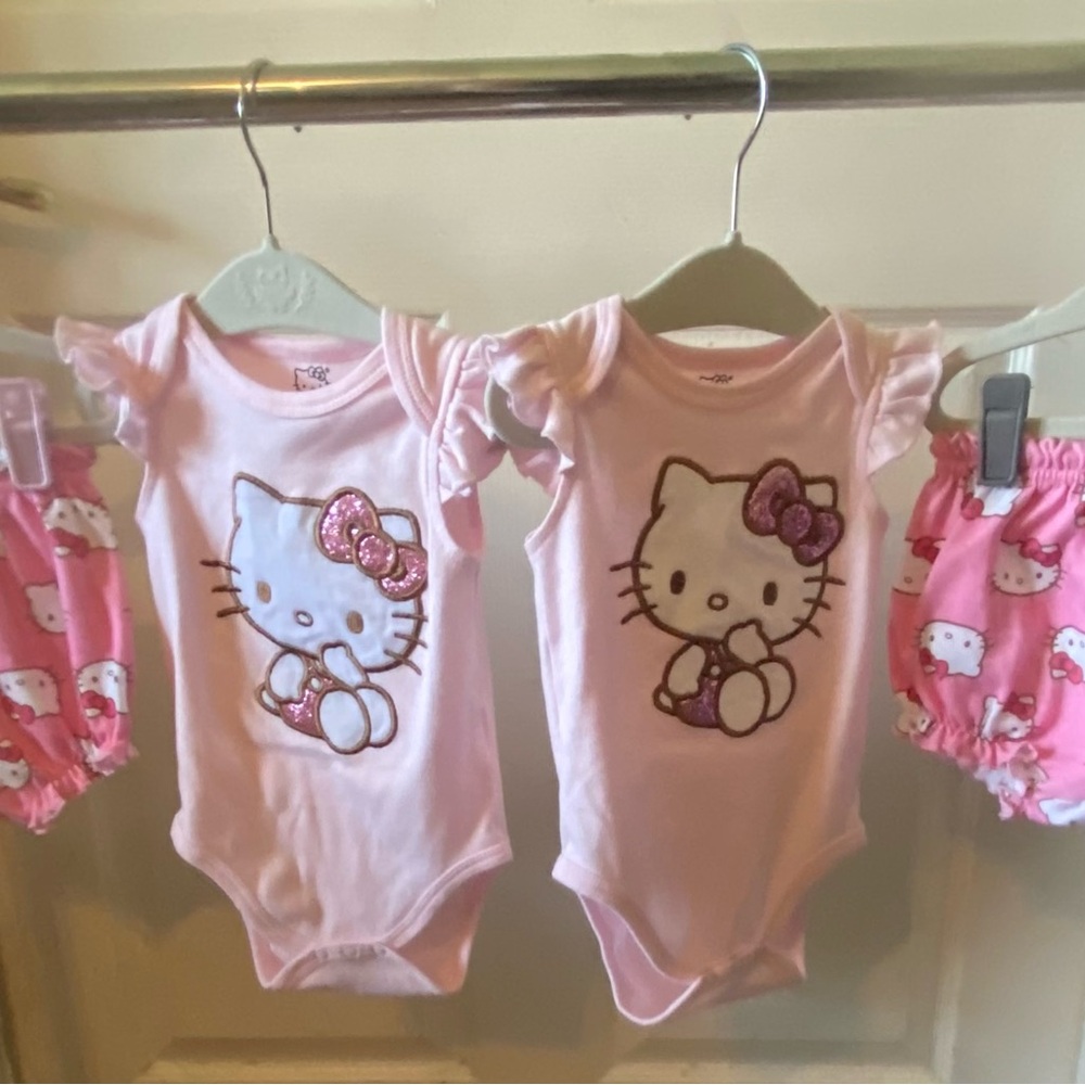 Hello Kitty Pink Glitter Bow Ruffle Sleeve Onesies Set